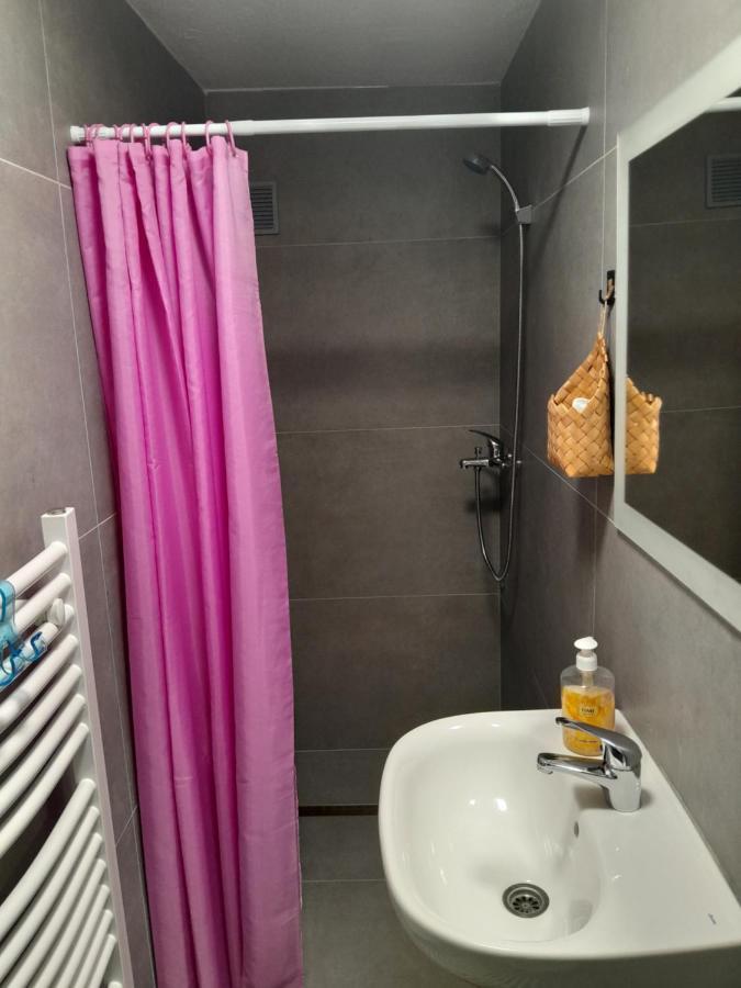 Apartmani Bet Gradacac 1 Maj Broj 24 エクステリア 写真